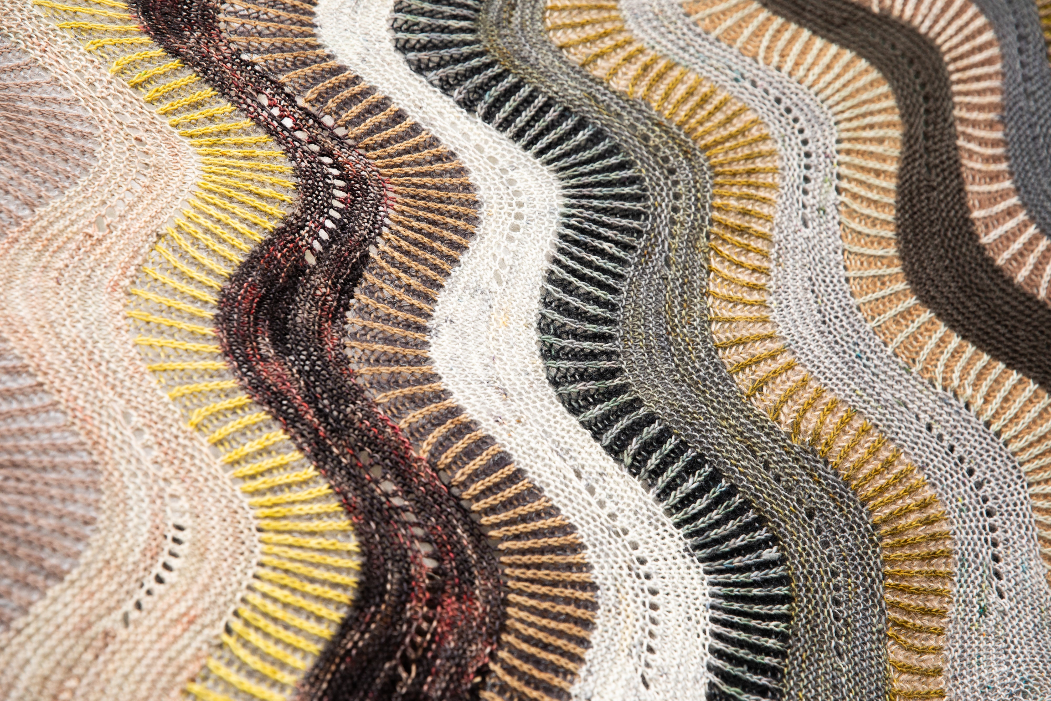 BRIORIPPLE SHAWL PATTERN