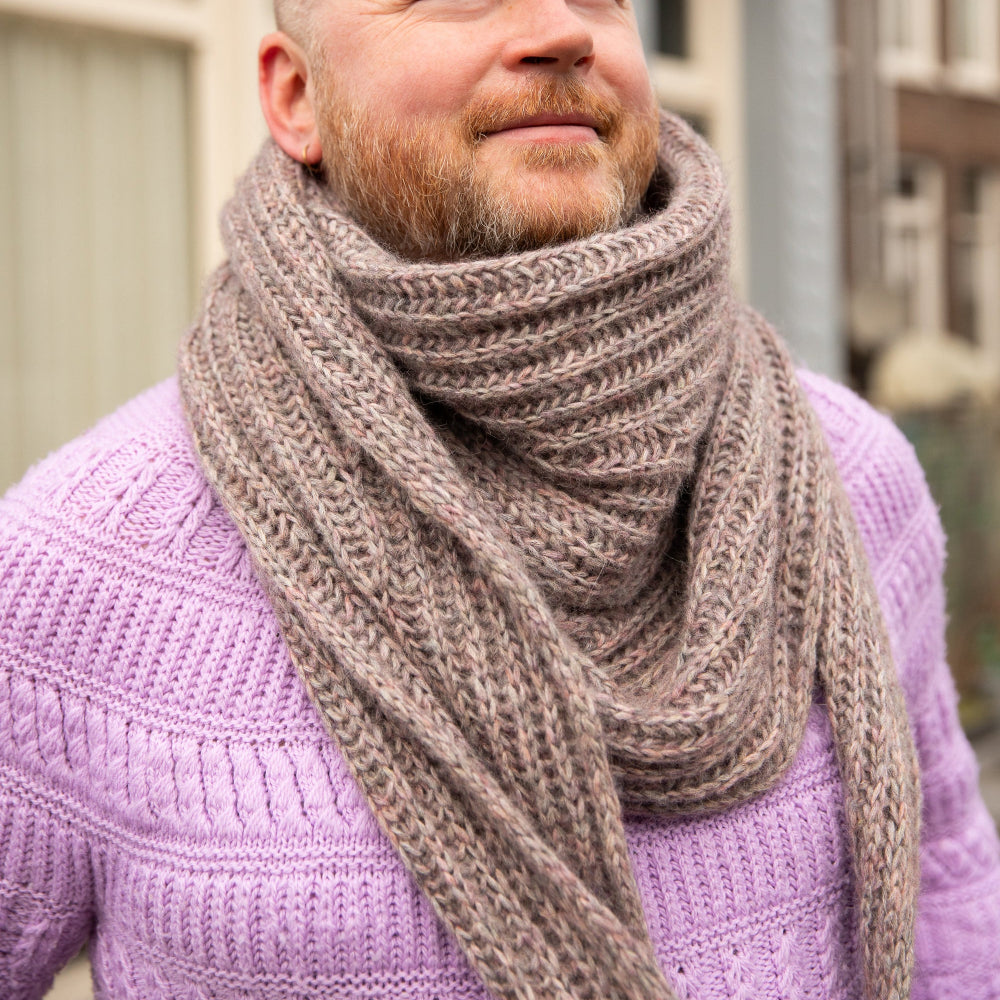 BRIOSHAWL PATTERN