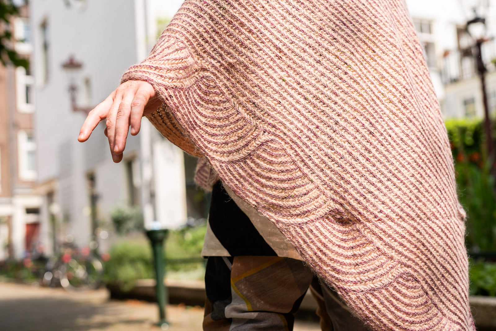 BRIOSHORELINE SHAWL PATTERN