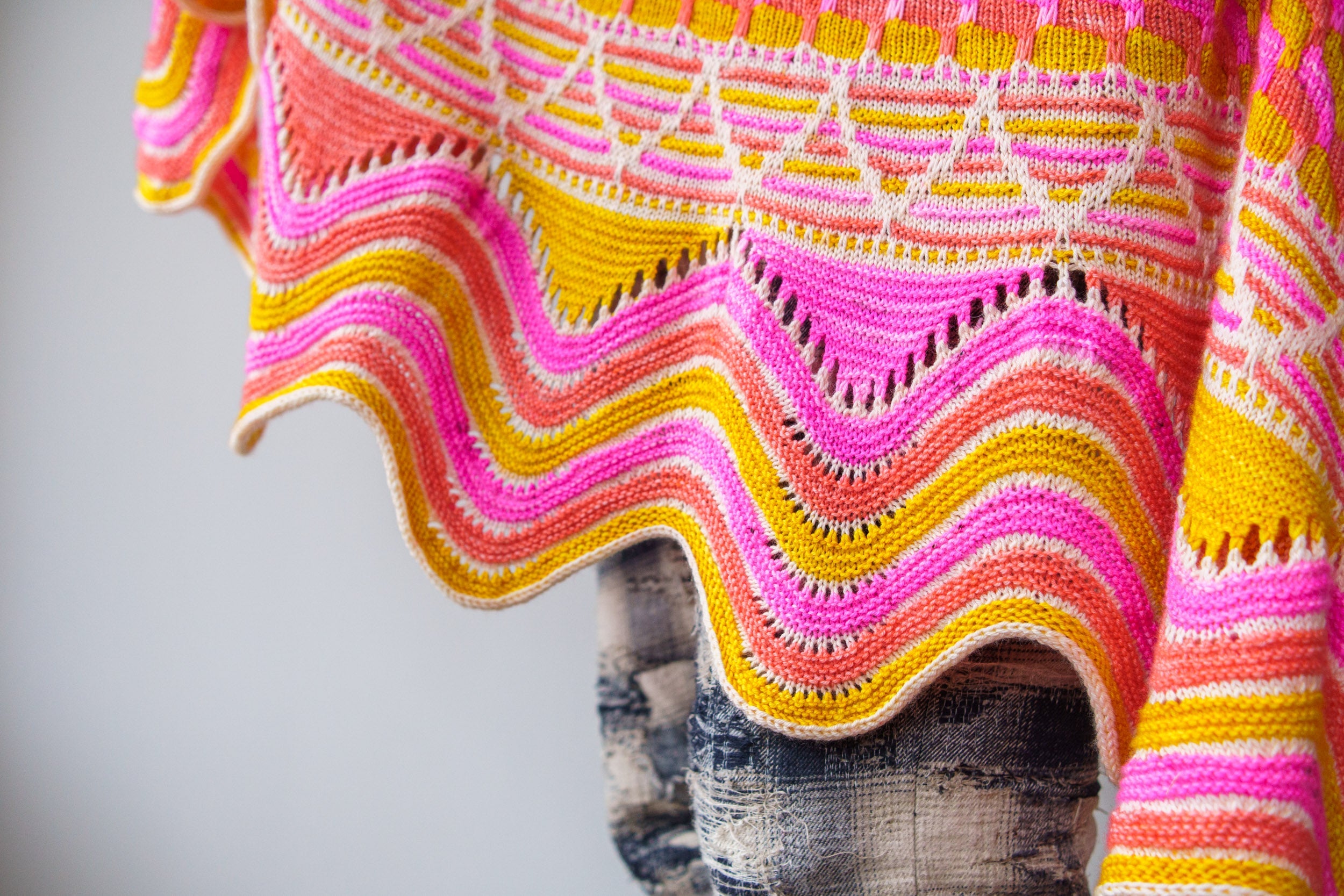 BUBBLY BLOSSOMS SHAWL PATTERN