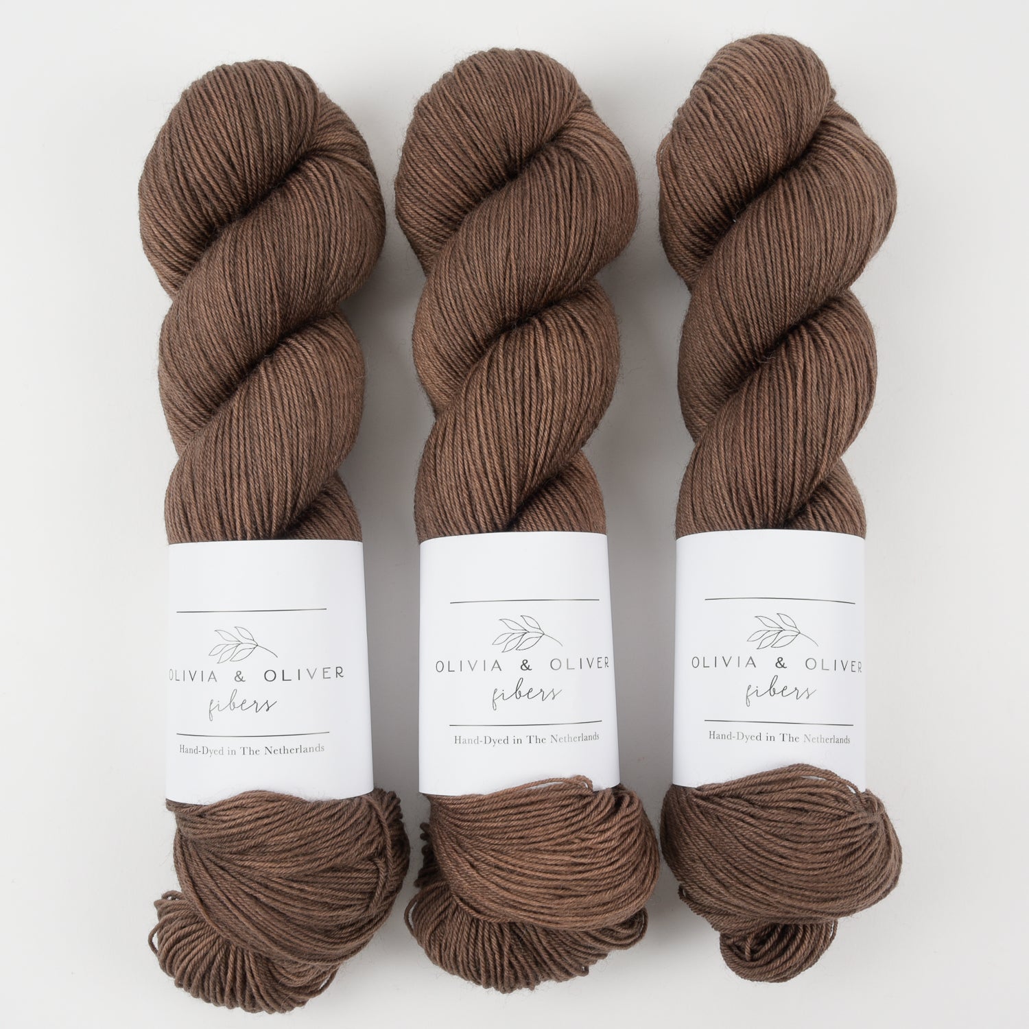 Olivia & Oliver OLIVIA BFL - CACAO BFL Wool Blue Faced Leicester Fingering brown Yarn