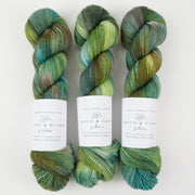 Olivia & Oliver OLIVIA BFL - CENOTE IK KIL BFL Wool Blue Faced Leicester Fingering green Yarn