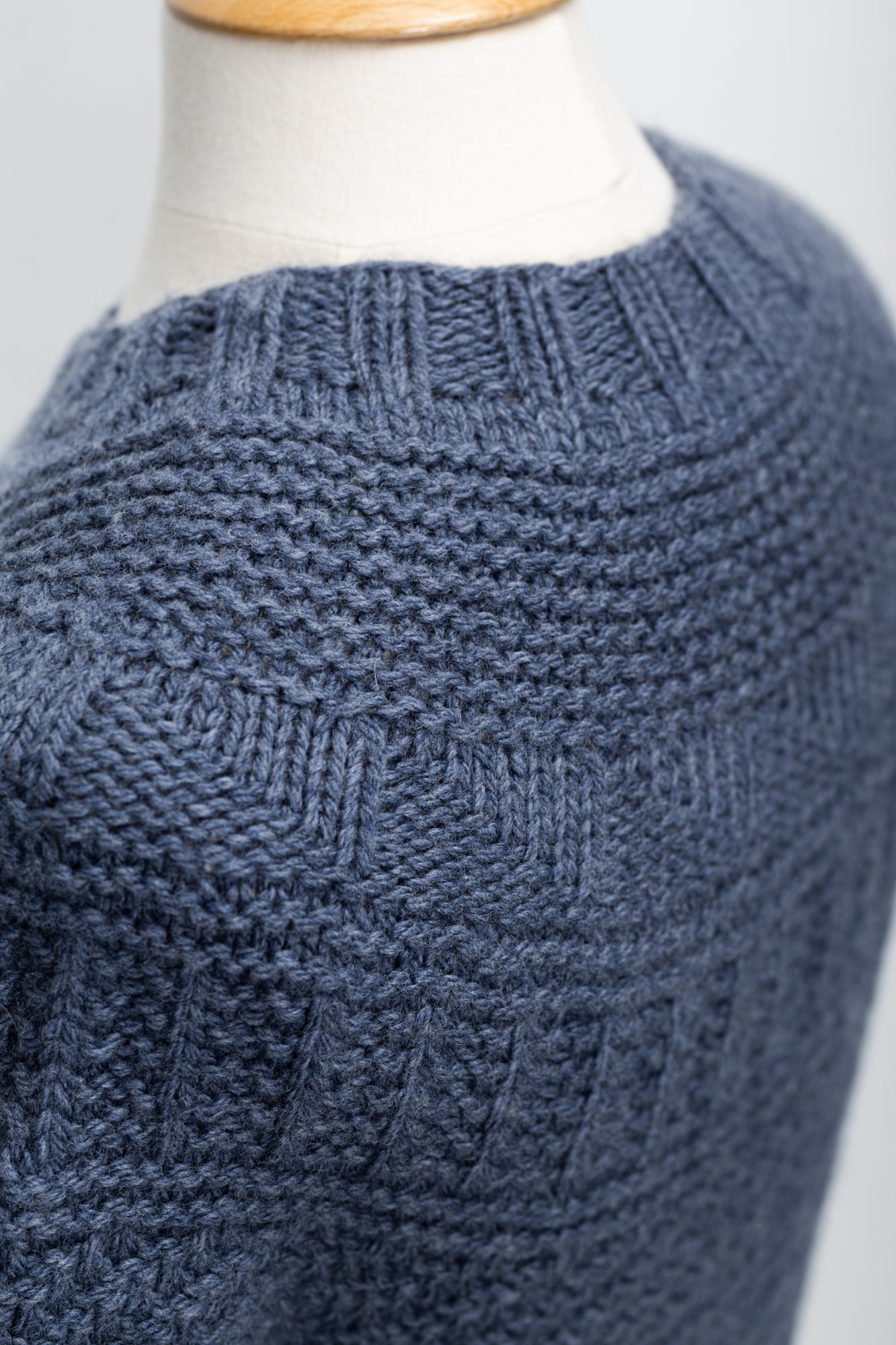 CARGO COLLAGE SWEATER PATTERN