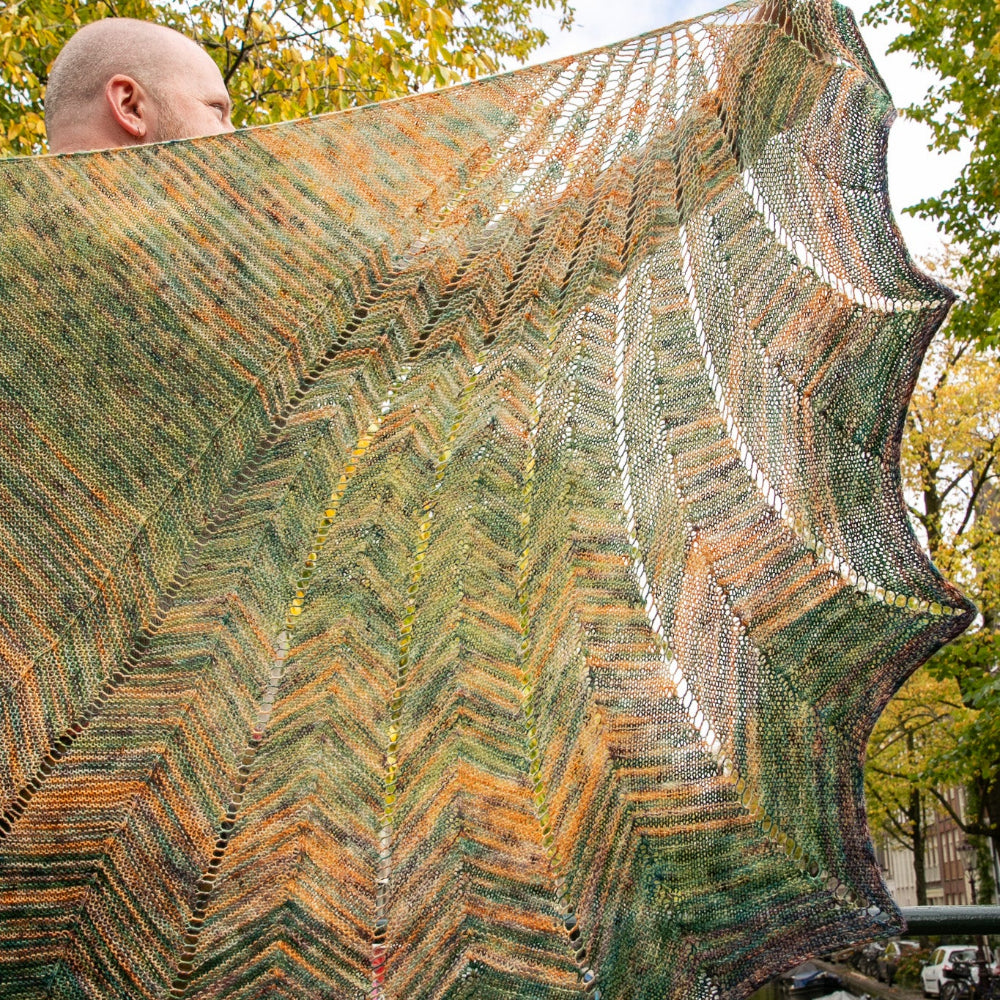 WESTKNITS NO. 3 FIVE-SKEIN FADE SHAWLS – Stephen & Penelope