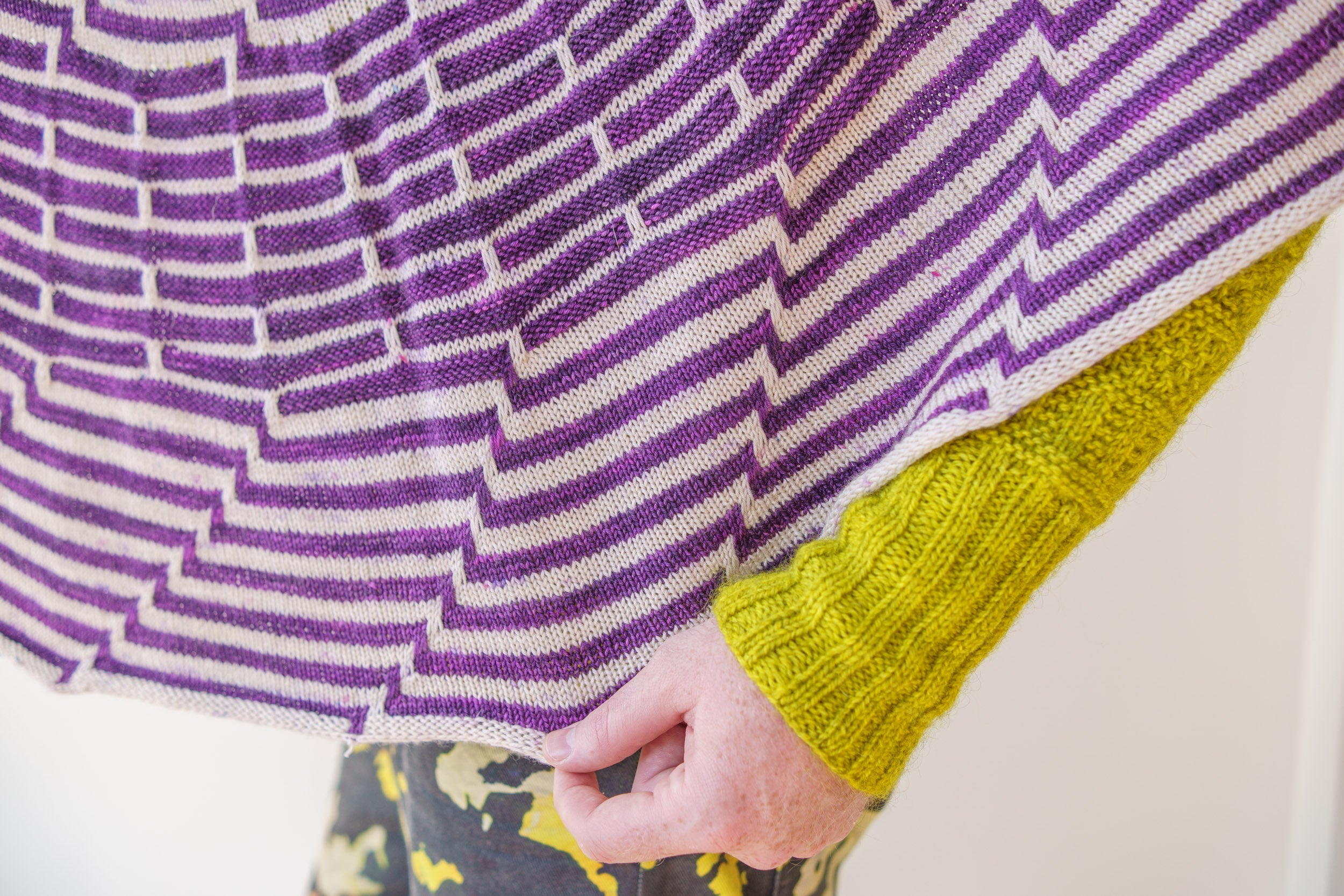 CONTRAST BLAST SHAWL PATTERN