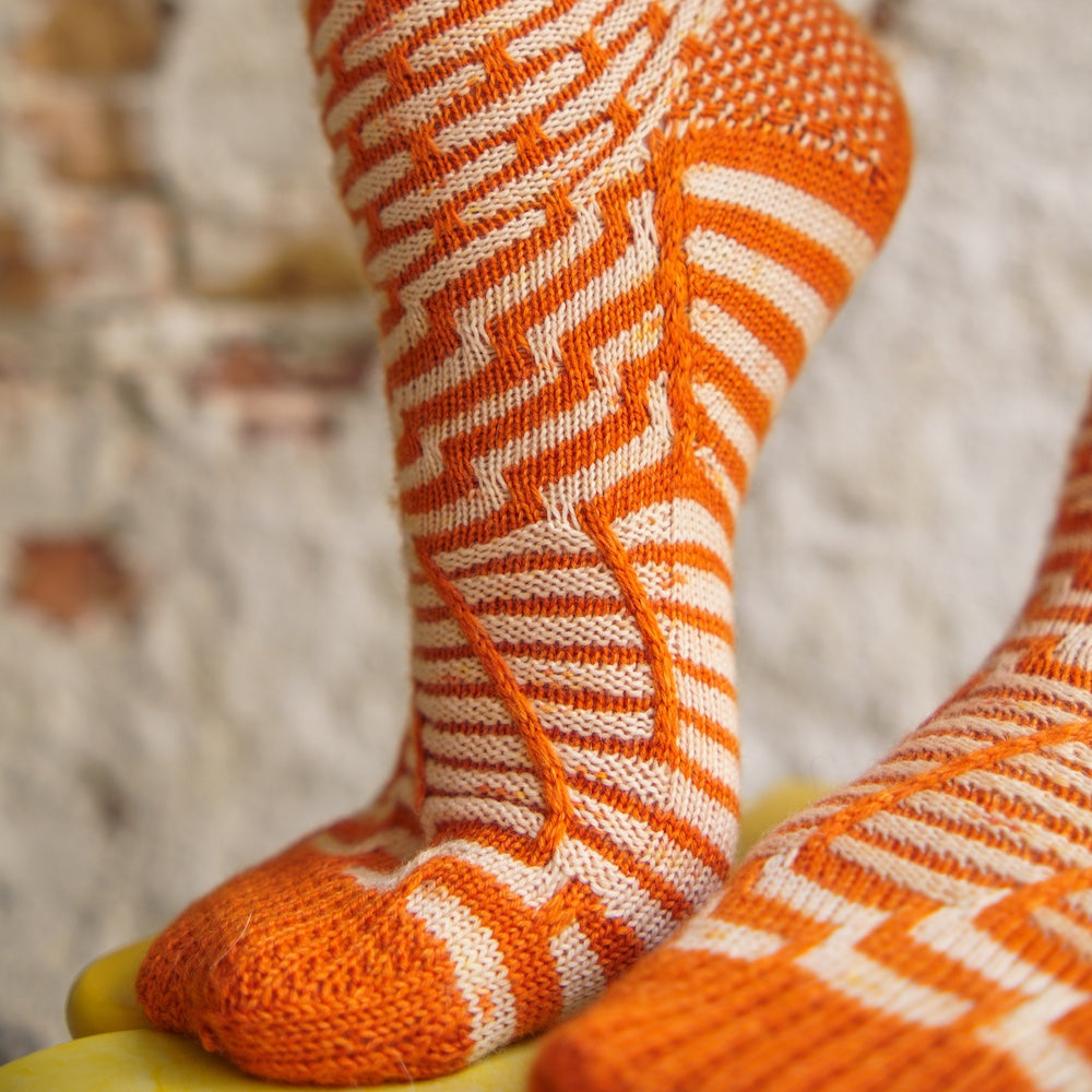 Contrast Blast Socks