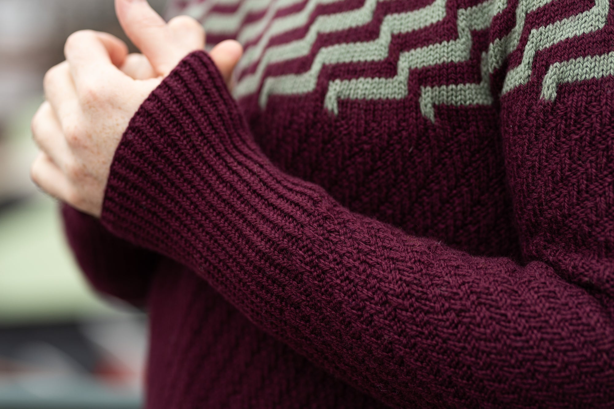 CONTRAST BLAST SWEATER PATTERN