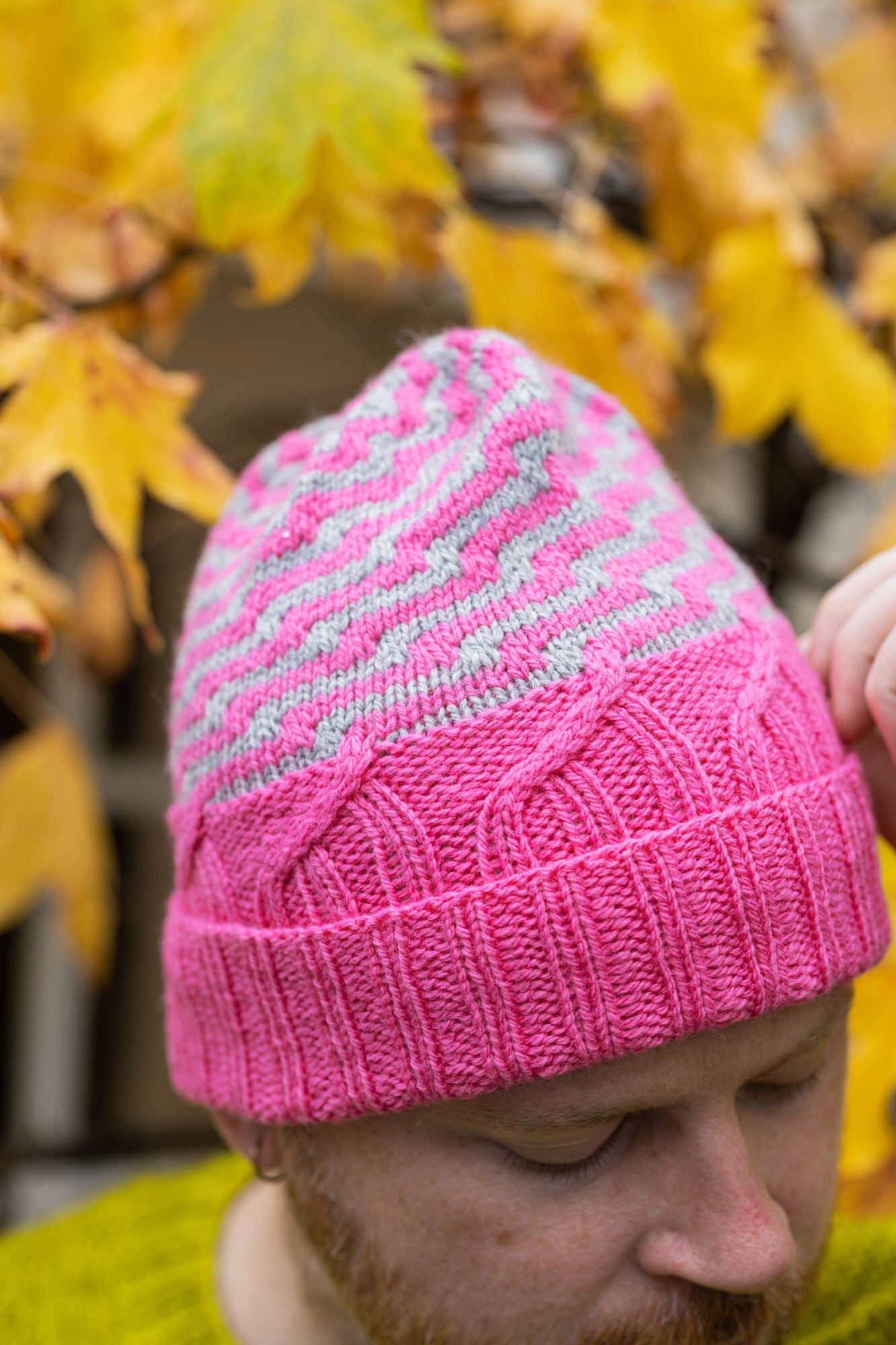 CONTRAST BLAST HAT PATTERN