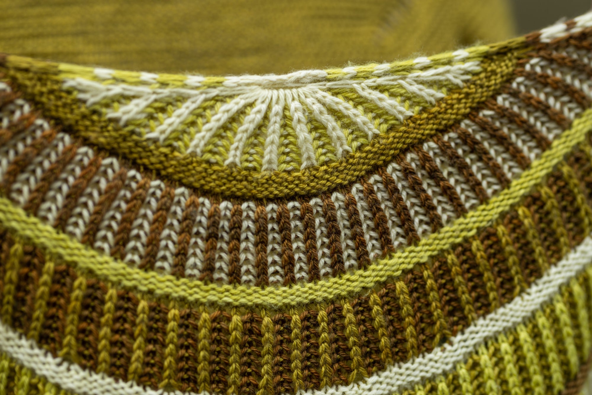COOL COLUMN COLLECTED SHAWL PATTERN
