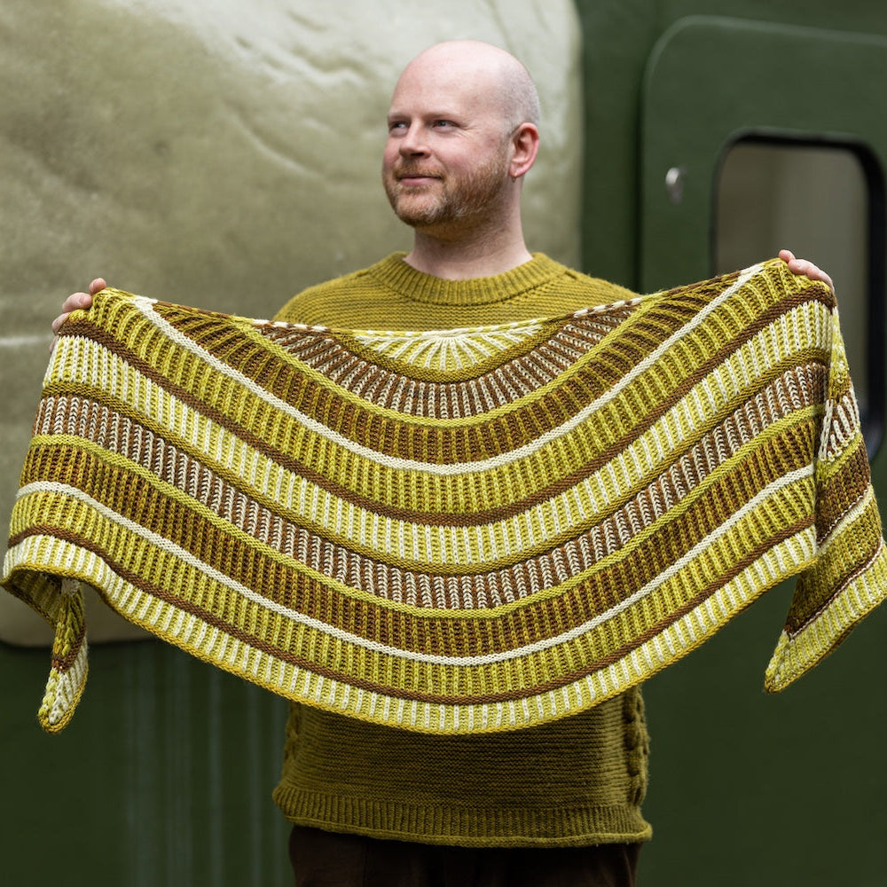 COOL COLUMN COLLECTED SHAWL