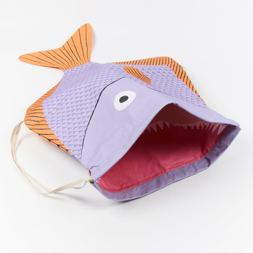 PIRANHA ADULT CASE