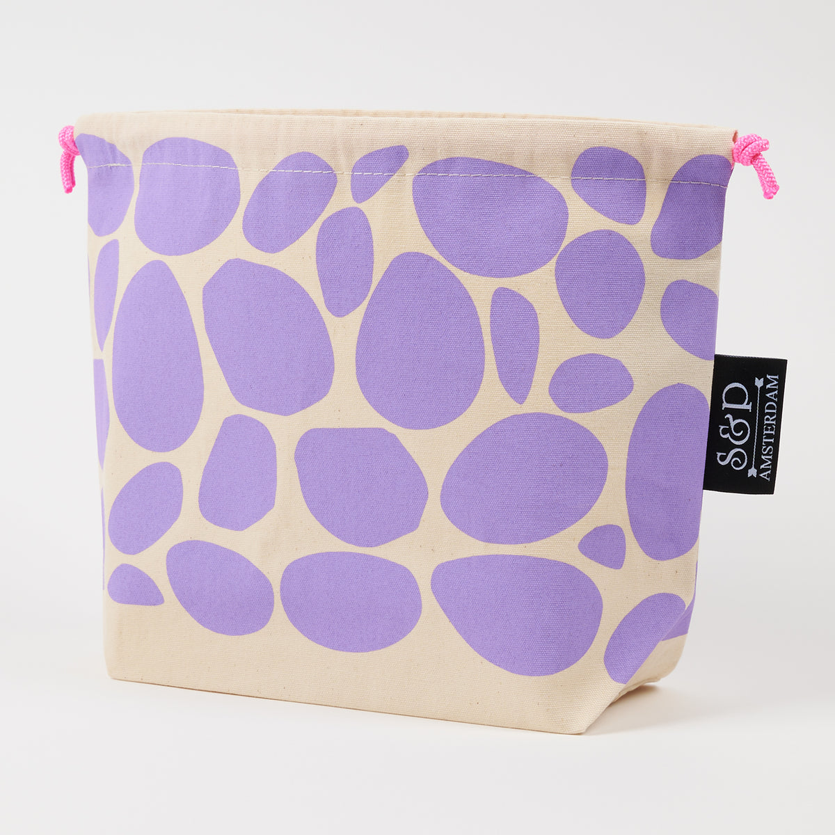 This image shows a Drawstring Bag from the brand LOVE IT with a lilac pebbles design. 