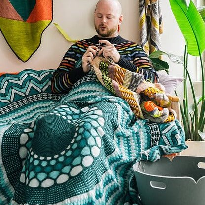 SLIPSTRAVAGANZA BLANKET PATTERN