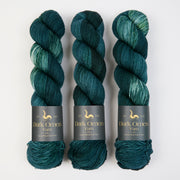 Dark Omen Yarn MERINO SOCK - AMSTERDAM Merino wool Nylon Fingering green Yarn