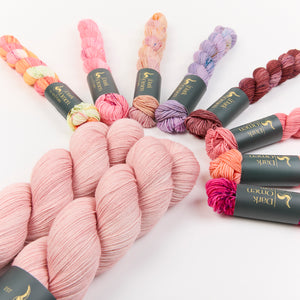 PAINTING BRICKS SHAWL - PINK BRICKS