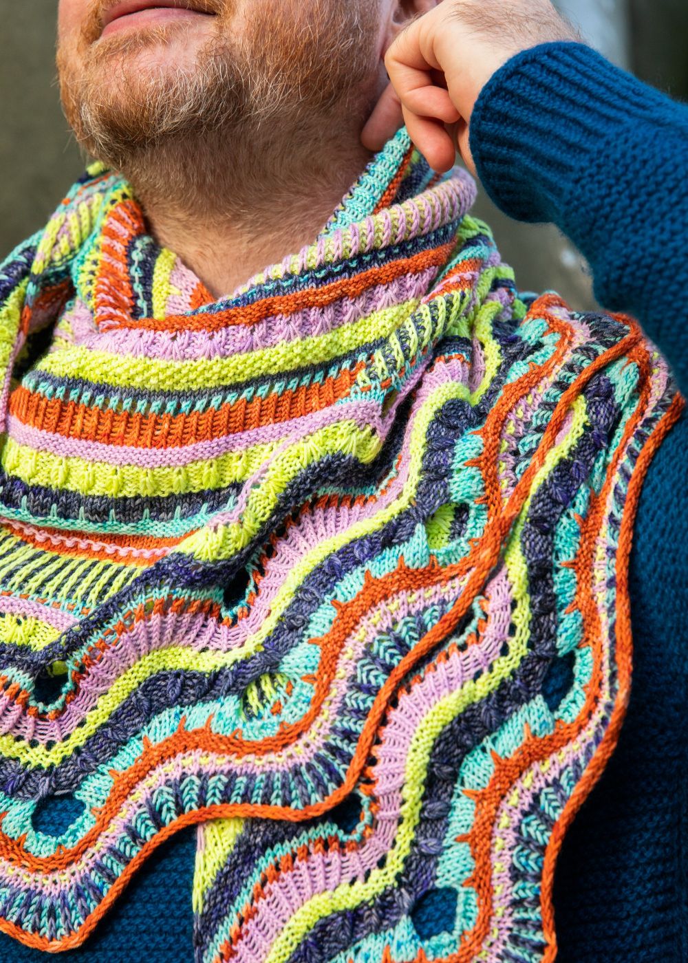 DELECTABLE COLLECTIBLE SHAWL PATTERN