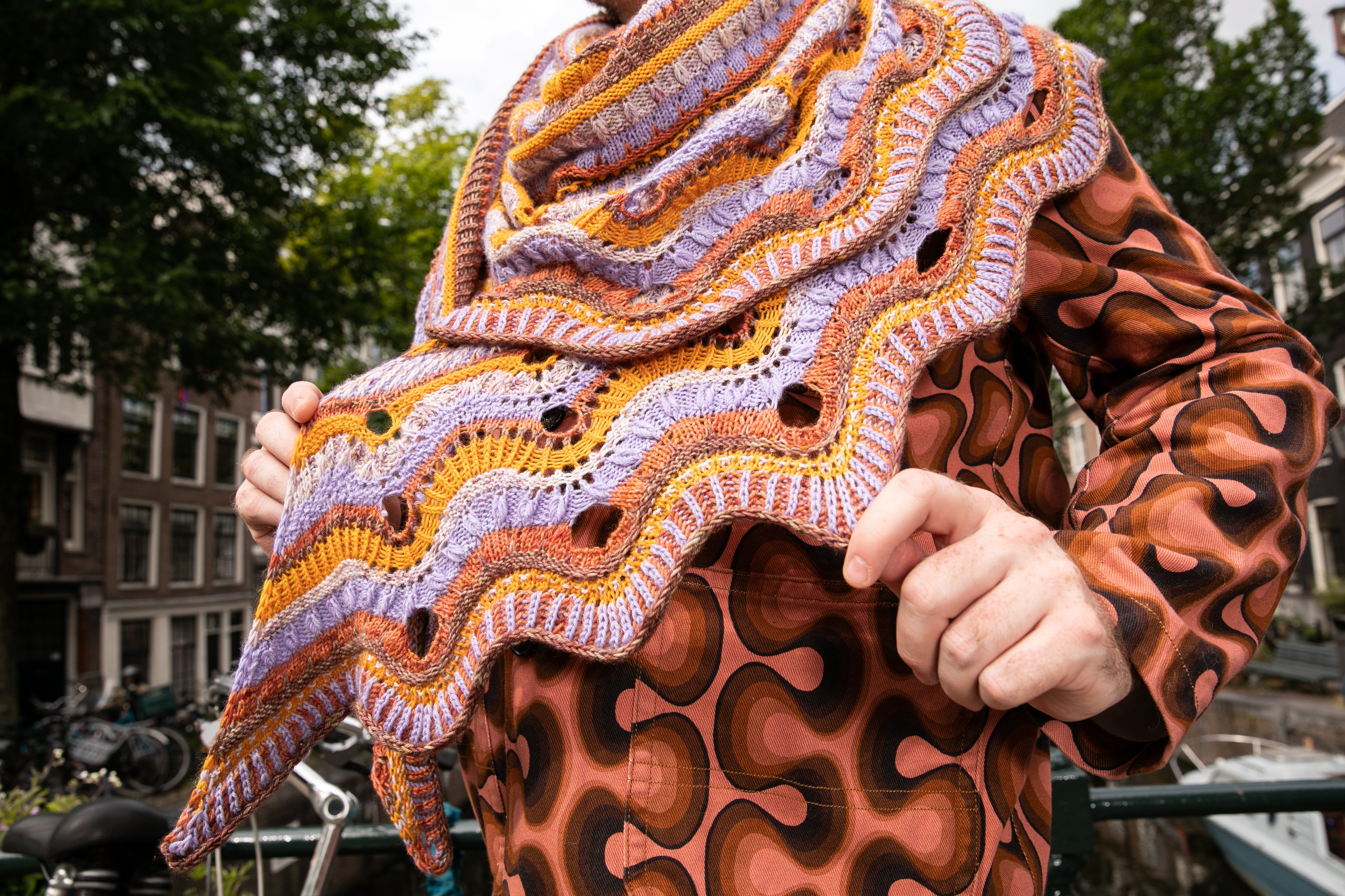 DELECTABLE COLLECTIBLE SHAWL PATTERN