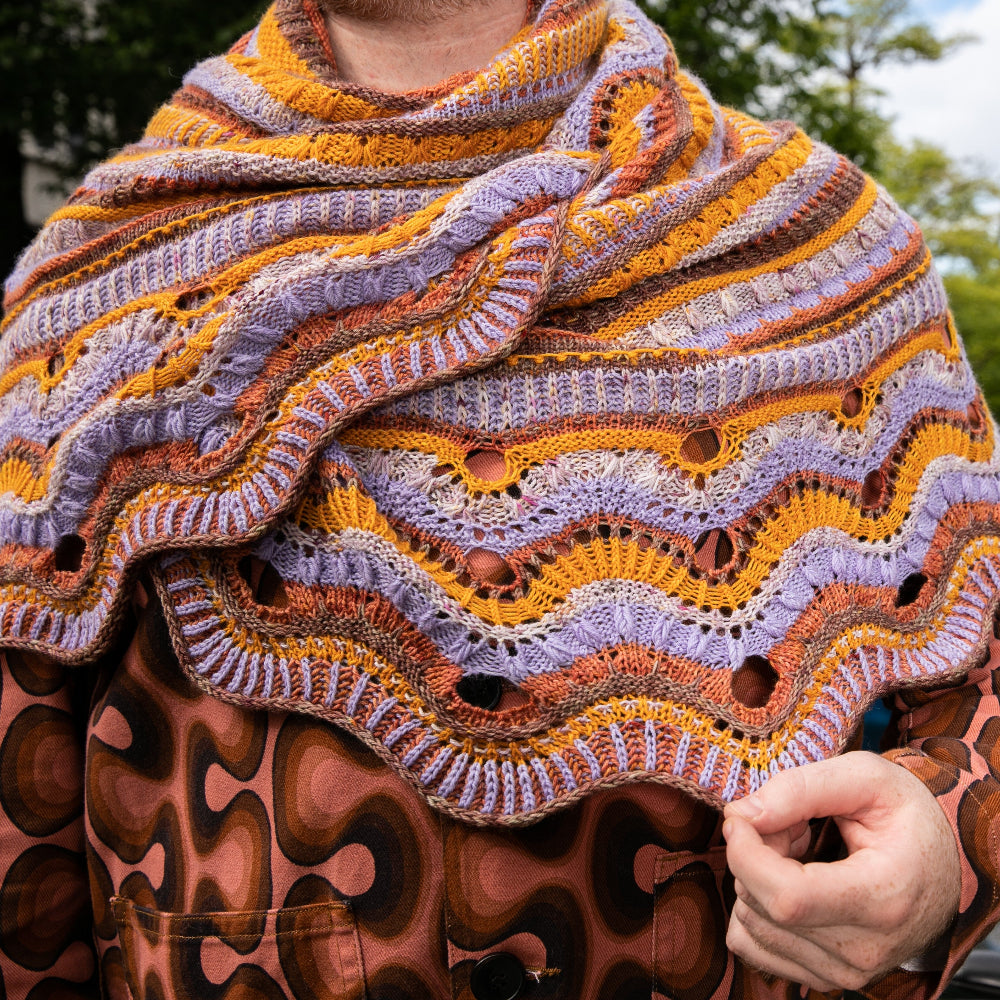 WESTKNITS NO. 13 FIVE-COLOR CONTRAST SHAWLS