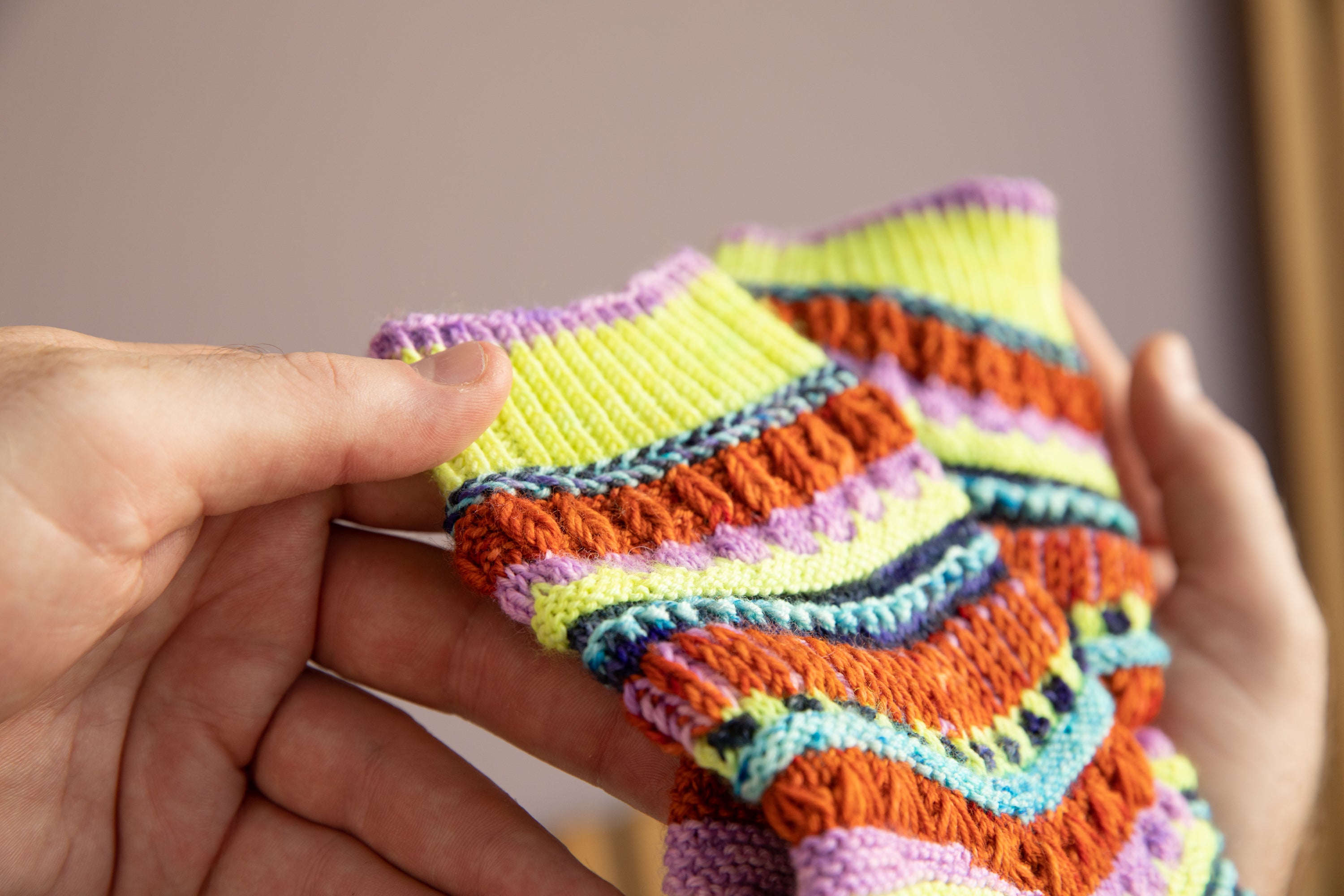 DELECTABLE COLLECTIBLE SOCKS PATTERN