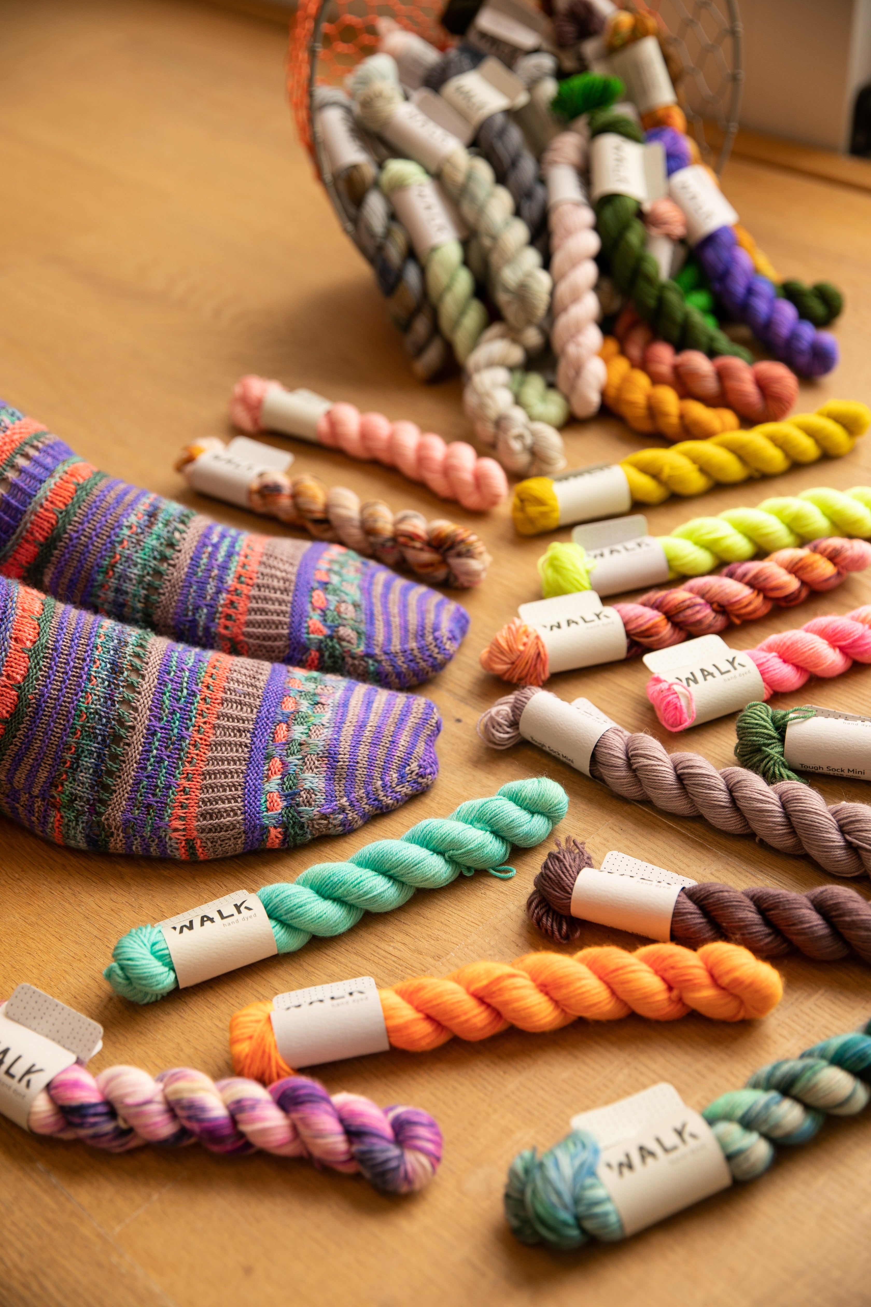 DELECTABLE COLLECTIBLE SOCKS PATTERN