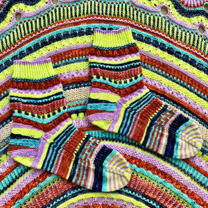 DELECTABLE COLLECTIBLE SOCKS