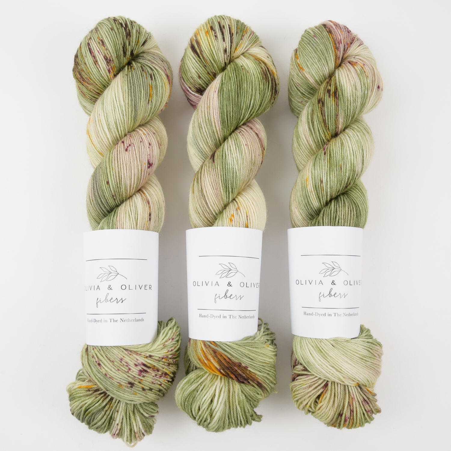 Olivia & Oliver OLIVIA BFL - ELDERFLOWER BFL Wool Blue Faced Leicester Fingering green Yarn