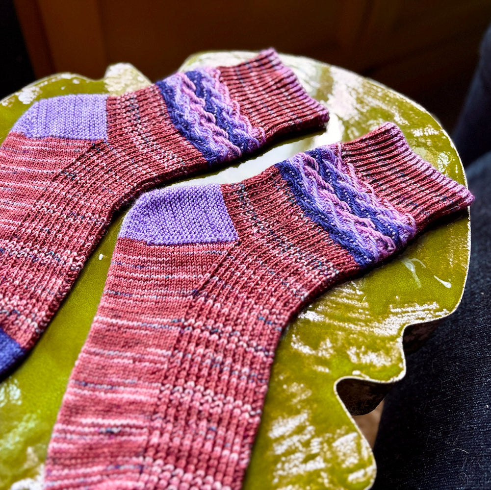 Embossed Jacquard Socks