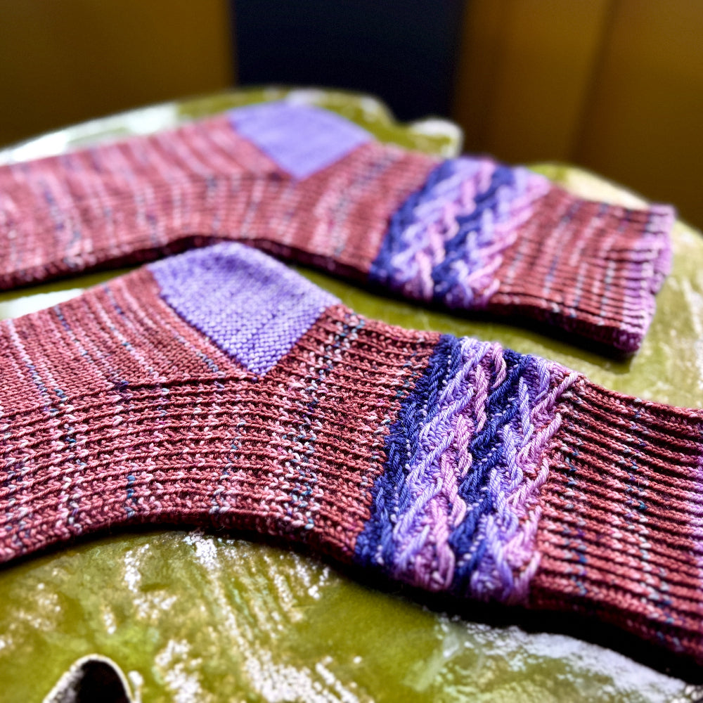 EMBOSSED JACQUARD SOCKS - PANDEMONIUM PAIMON