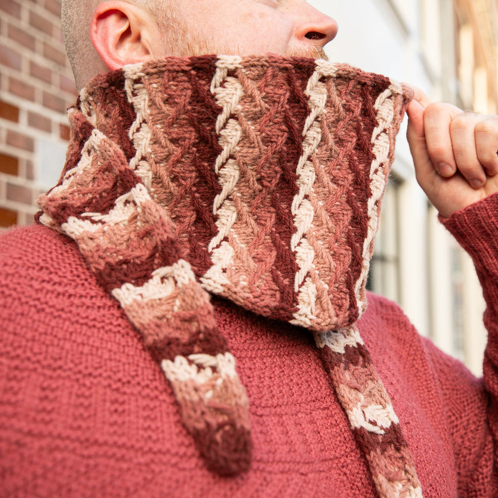 Fabulous Westknits Kits EMBOSSED JACQUARD SKINNY SCARF DK Westknits Kits