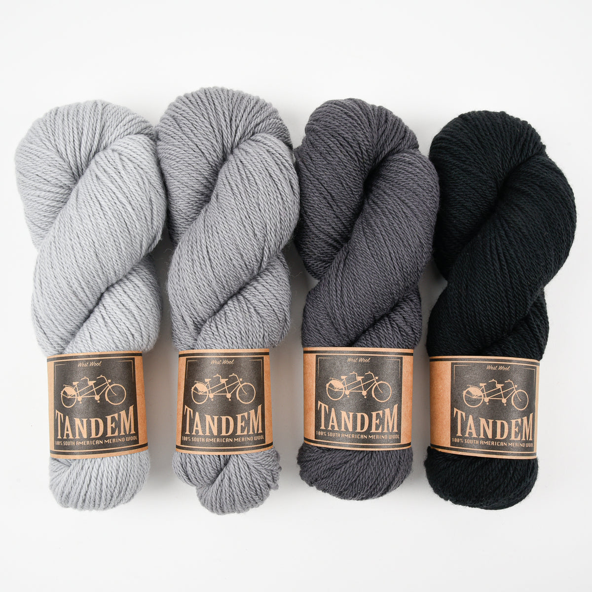 GEOGRADIENT BLANKET - GREY GRADIENT