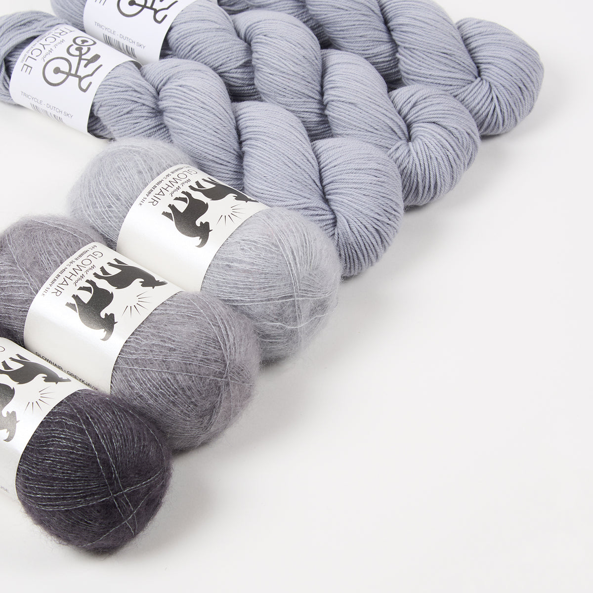 GLOWHAIR FROST COWL - SPLENDID SKY