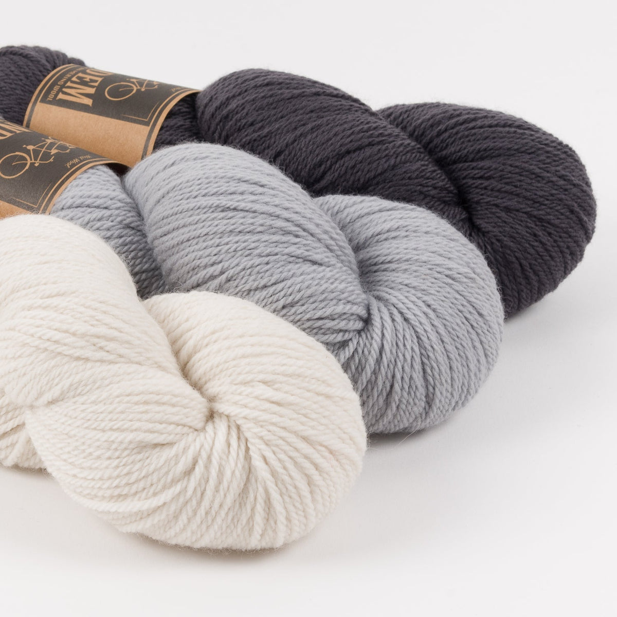 WESTKNITS KIT - GREY TREE HOUSE