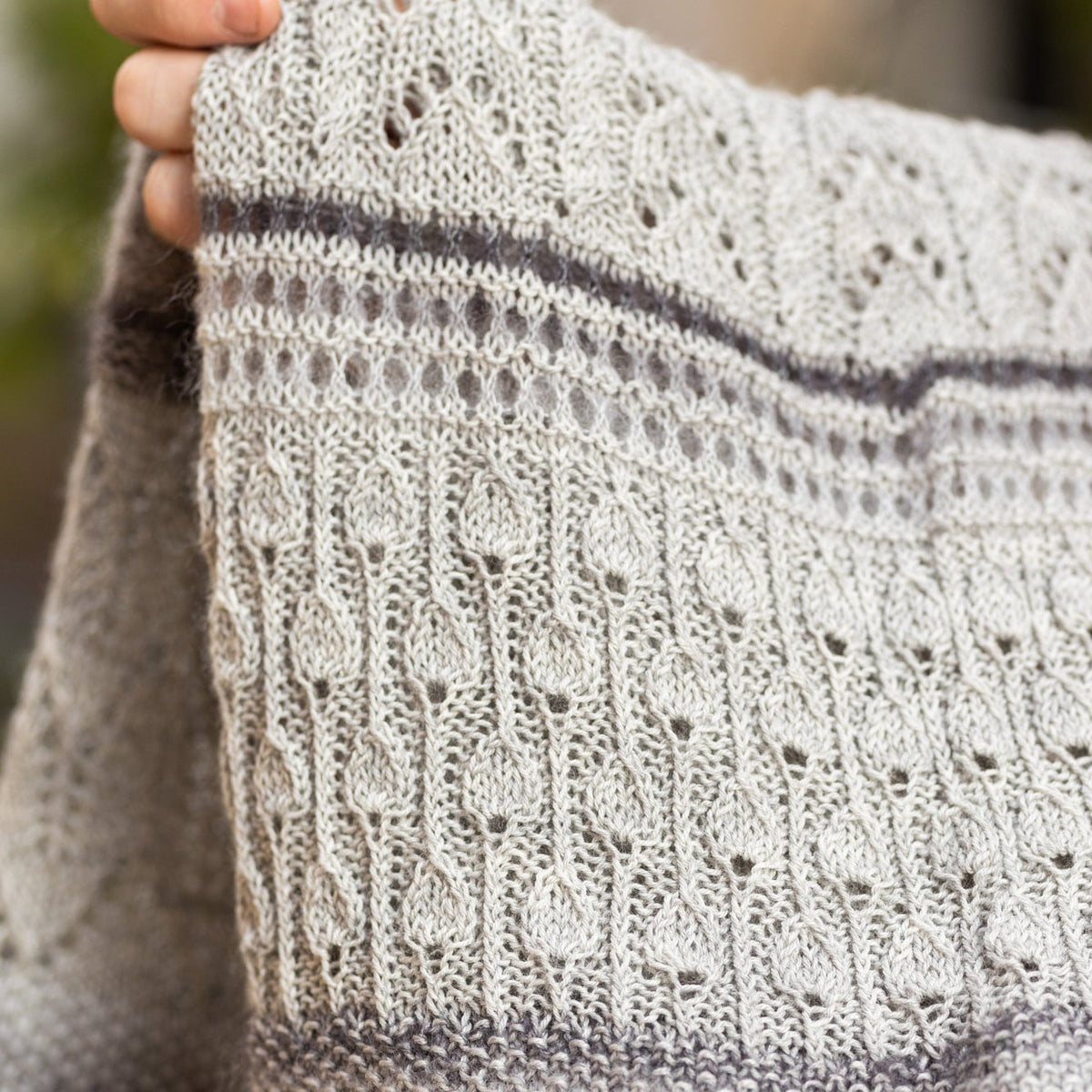 Glowhair Frost Cowl