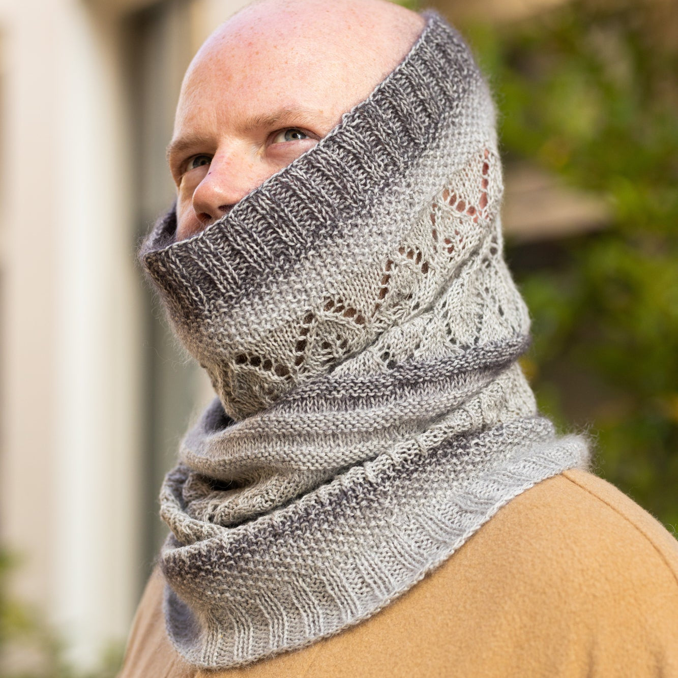 Glowhair Frost Cowl