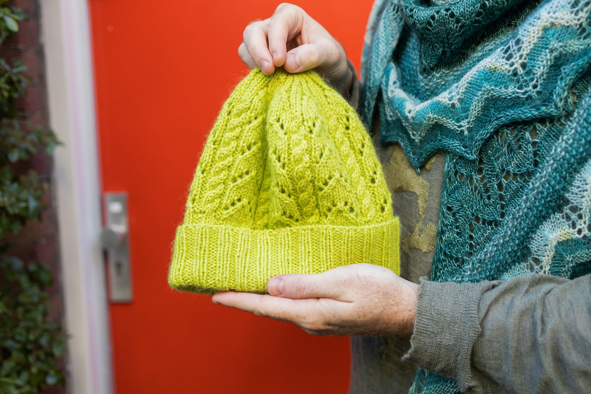 GLOWHAIR FROST HAT PATTERN