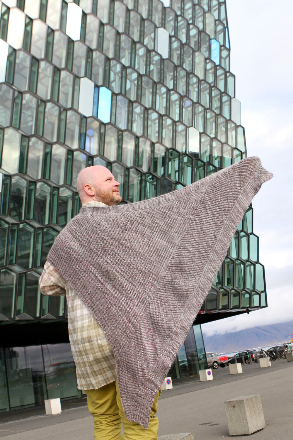 GREYKJAVIK SHAWL PATTERN