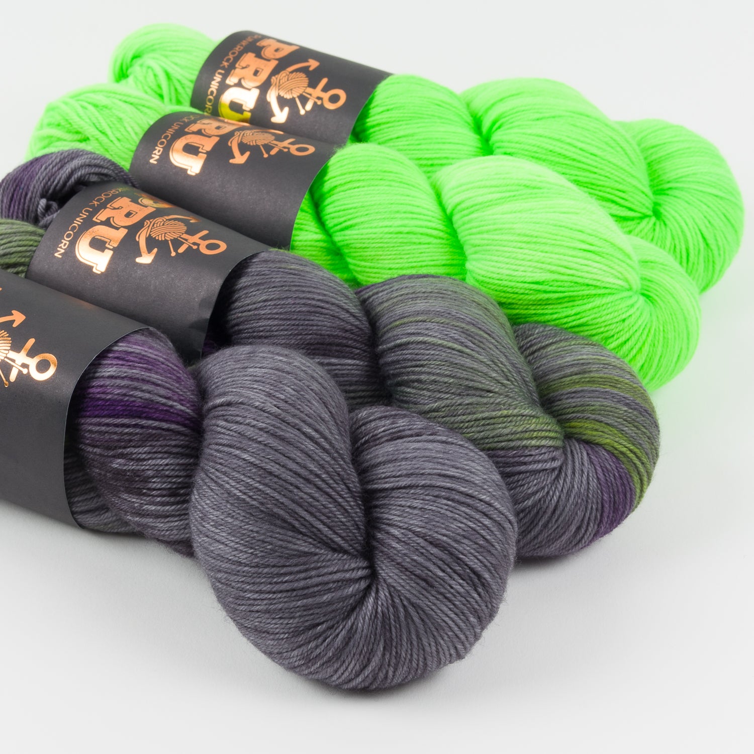 WESTKNITS KIT - HAUNTED CONTRAST