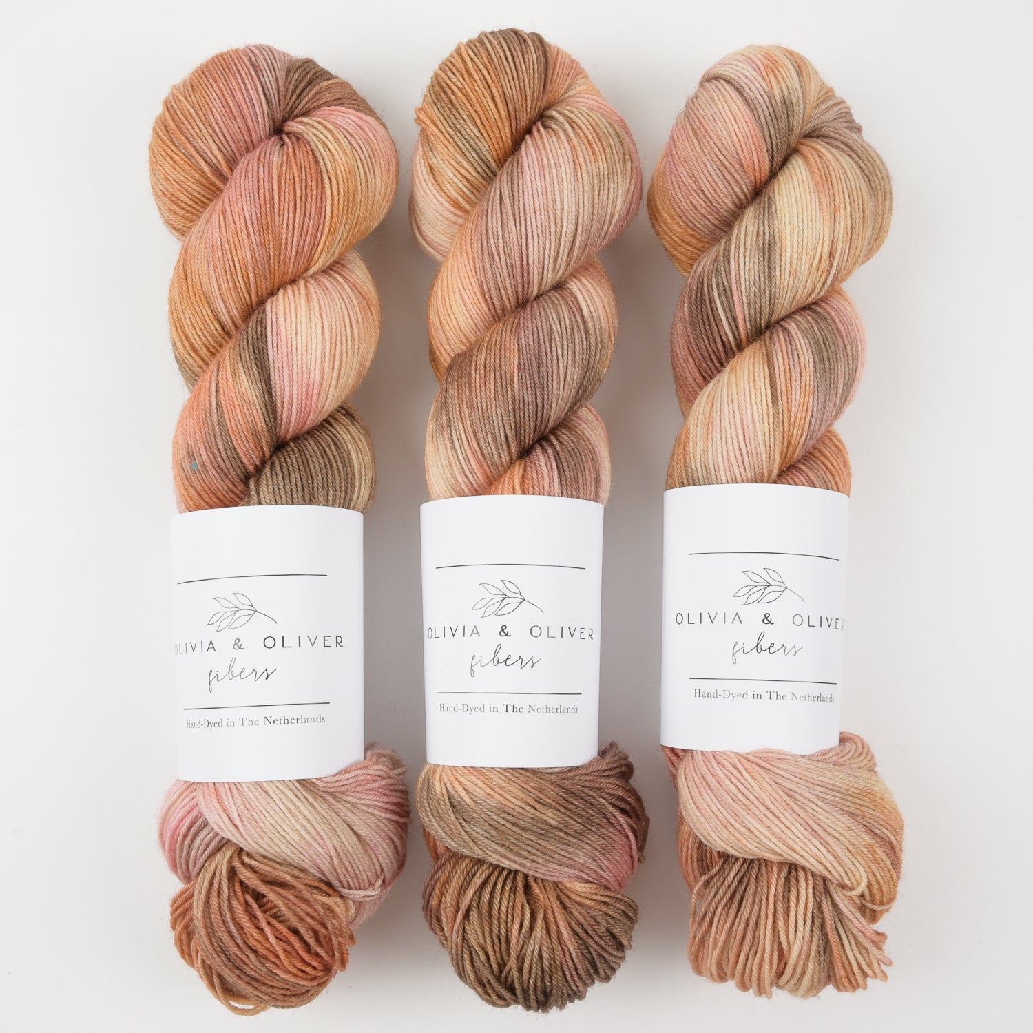 Olivia & Oliver OLIVIA BFL - HELLO AUTUMN BFL Wool Blue Faced Leicester Fingering pink brown Yarn