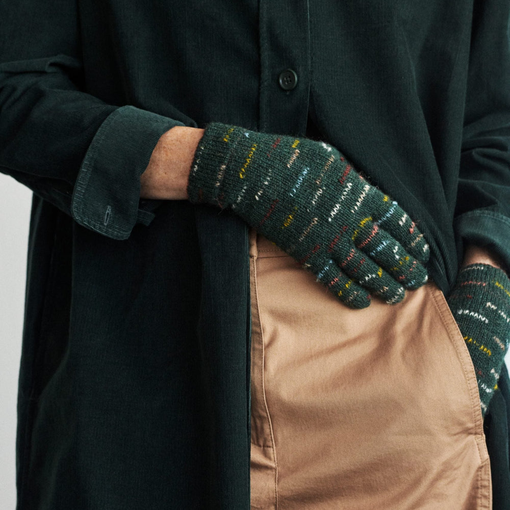 HANDCRAFT by HELGA JÓNA THÓRUNNARSDÓTTIR and HELGA ISAGER