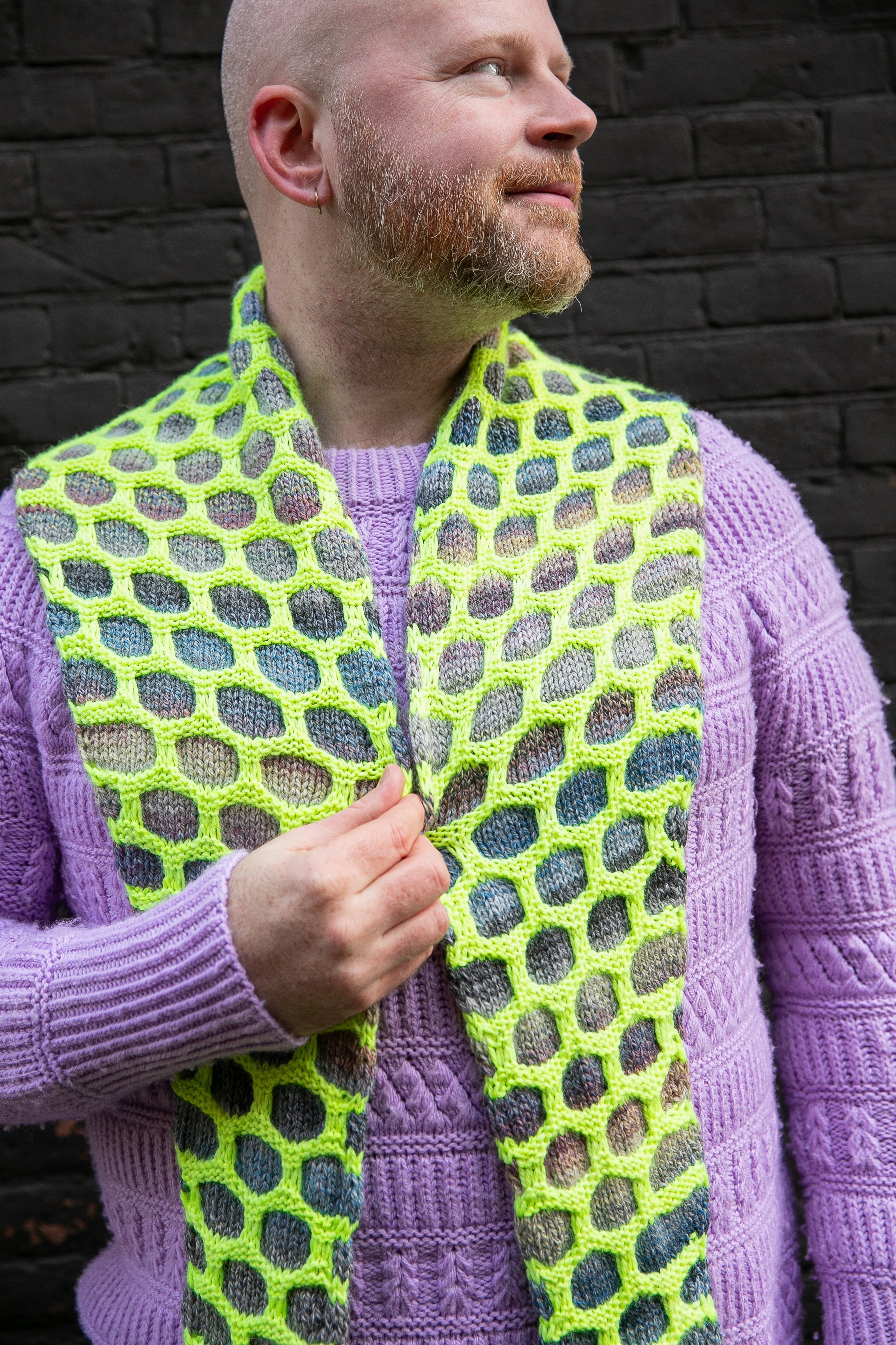 HONEYCOMB SCARFLET PATTERN