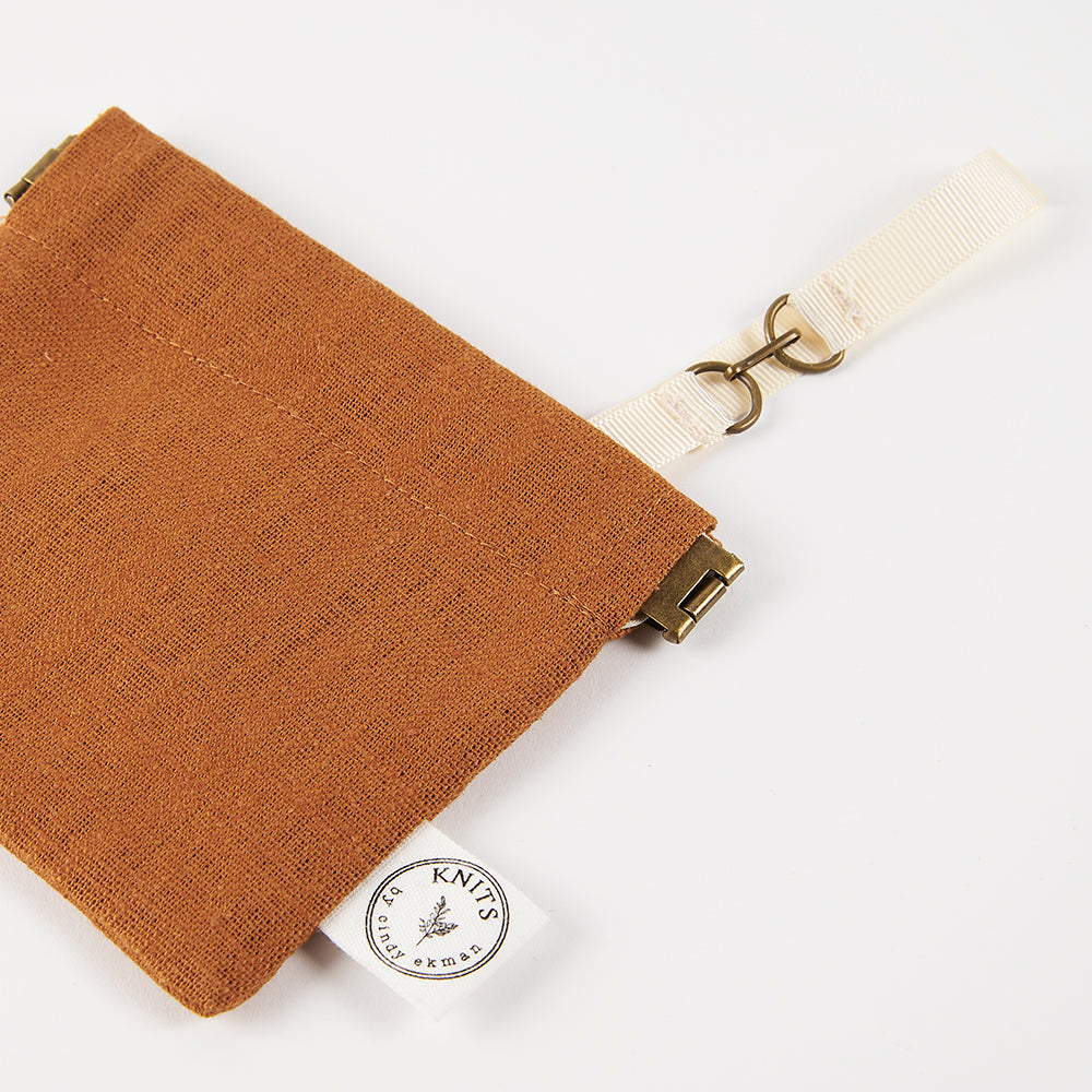 LINEN PUSH POUCH - RUST
