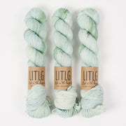 Life in The Long Grass LITLG DK TWIST - CRACKED ICE Merino wool DK green Yarn
