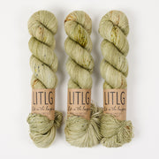 Life in The Long Grass HIGH TWIST SOCK - BEACHGRASS Merino wool Fingering green Yarn