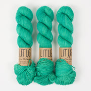 Life in The Long Grass HIGH TWIST SOCK - IONIA Merino wool Fingering green Yarn