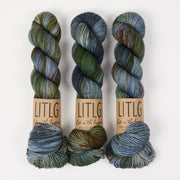 Life in The Long Grass HIGH TWIST SOCK - MOORLANDS Merino wool Fingering blue Yarn