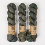 Life in The Long Grass HIGH TWIST SOCK - SPACE ASH Merino wool Fingering grey Yarn
