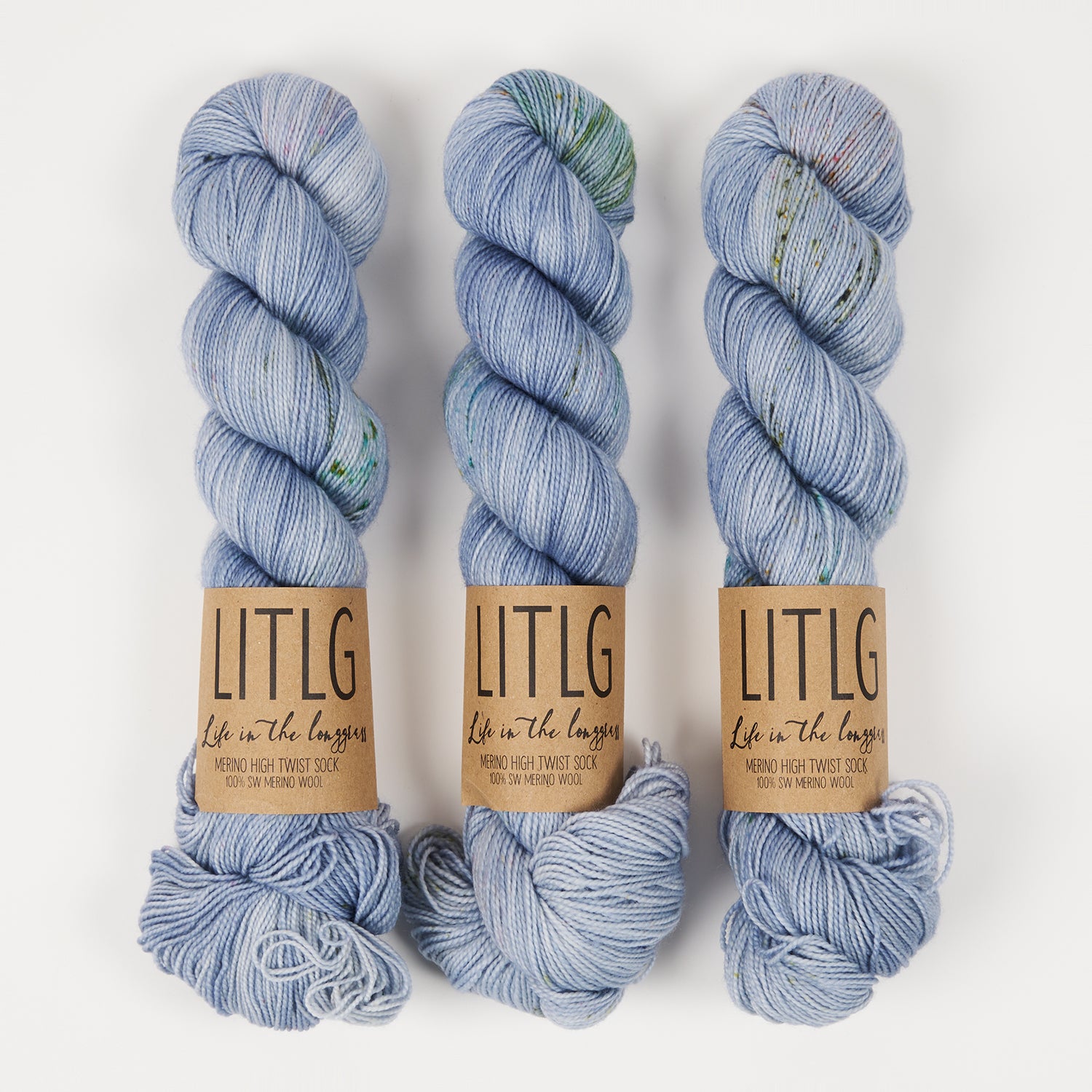 Life in The Long Grass HIGH TWIST SOCK - UISCE Merino wool Fingering blue Yarn