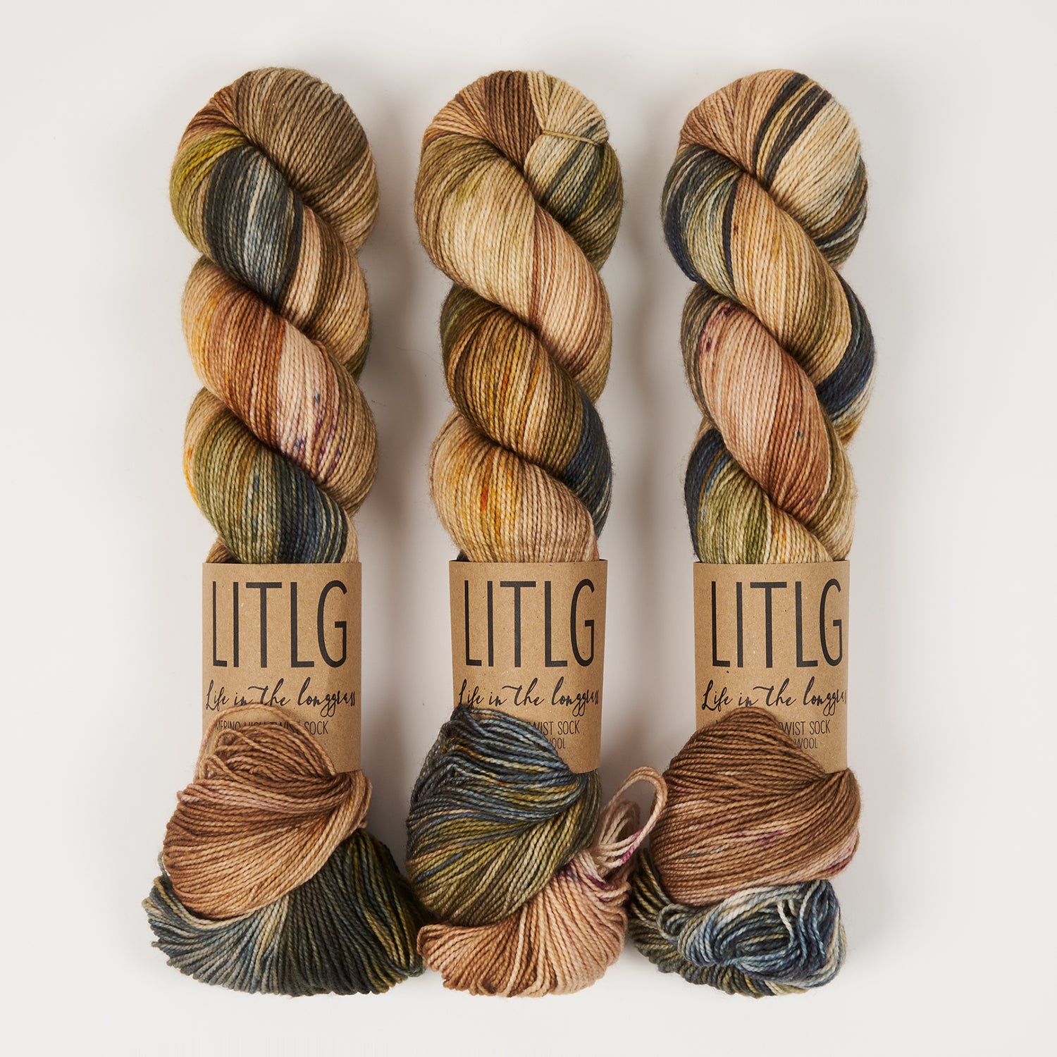 Life in The Long Grass HIGH TWIST SOCK - WINTERVIEW Merino wool Fingering beige brown Yarn