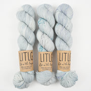 Life in The Long Grass HIGH TWIST SOCK - FLURRY Merino wool Fingering blue Yarn