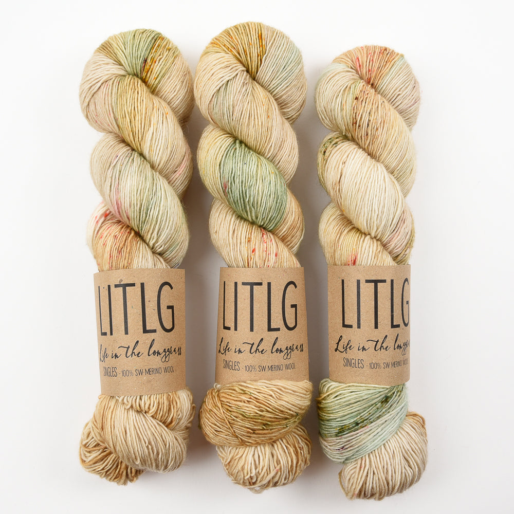 Life in The Long Grass LITLG SINGLES - POLLENATE Merino wool Fingering multicolour green cream Yarn